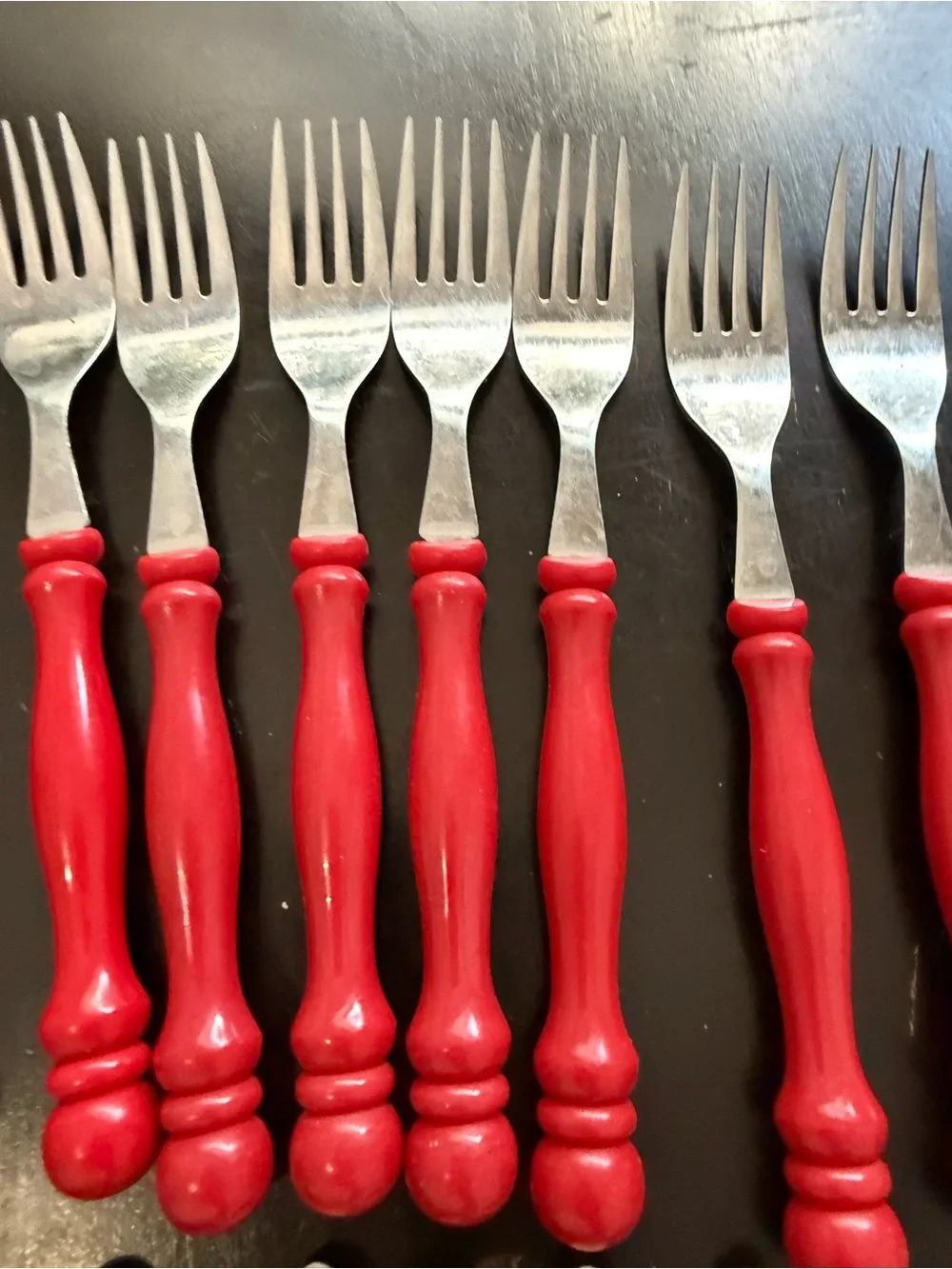 N/A plastic red